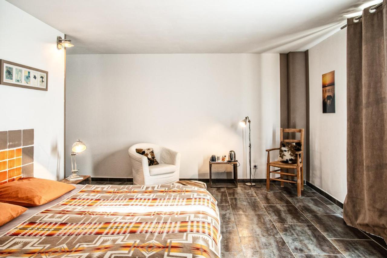 アルバロン Mas De Bouvet En Camargue Bed & Breakfast エクステリア 写真
