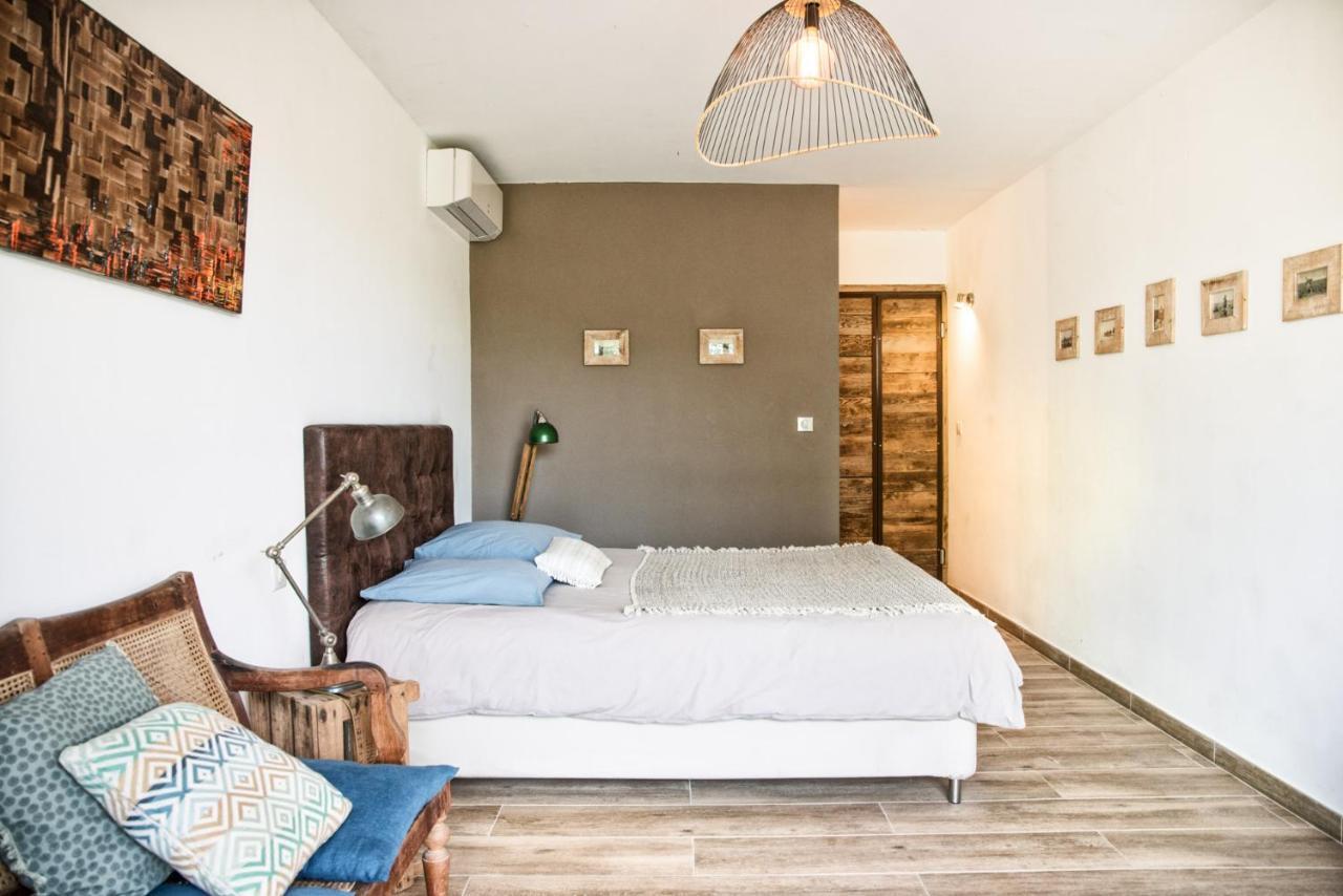 アルバロン Mas De Bouvet En Camargue Bed & Breakfast エクステリア 写真