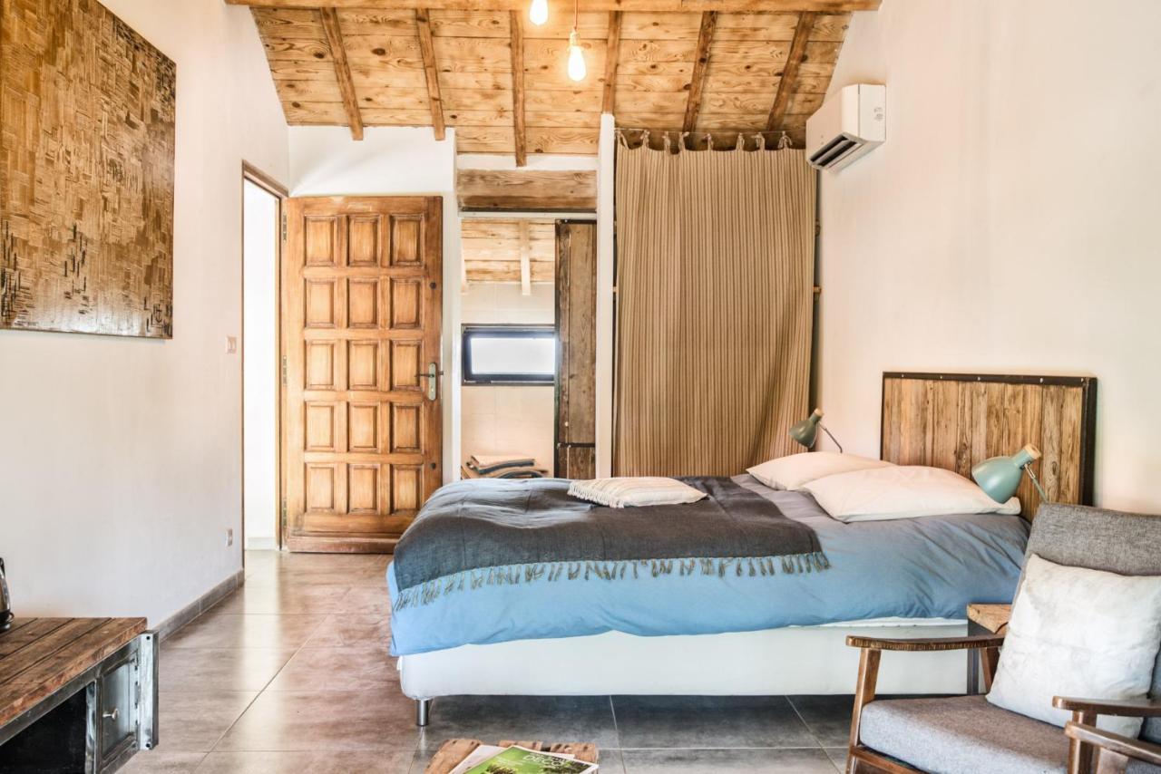 アルバロン Mas De Bouvet En Camargue Bed & Breakfast エクステリア 写真